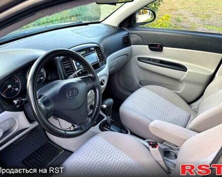 Коричневый Хендай Акцент, объемом двигателя 1.6 л и пробегом 92 тыс. км за 7500 $, фото 5 на Automoto.ua