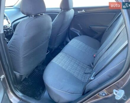 Коричневый Хендай Акцент, объемом двигателя 1.4 л и пробегом 212 тыс. км за 6899 $, фото 11 на Automoto.ua