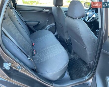 Коричневый Хендай Акцент, объемом двигателя 1.4 л и пробегом 212 тыс. км за 6899 $, фото 12 на Automoto.ua