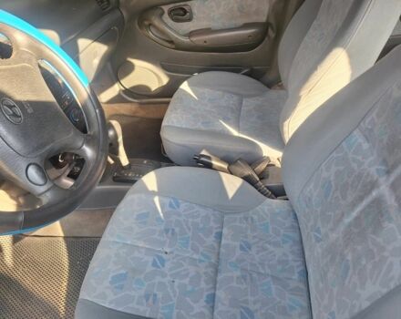 Красный Хендай Акцент, объемом двигателя 1.5 л и пробегом 150 тыс. км за 2700 $, фото 6 на Automoto.ua