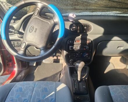 Красный Хендай Акцент, объемом двигателя 1.5 л и пробегом 150 тыс. км за 2700 $, фото 7 на Automoto.ua