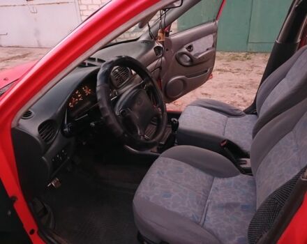 Красный Хендай Акцент, объемом двигателя 1.5 л и пробегом 348 тыс. км за 1500 $, фото 9 на Automoto.ua