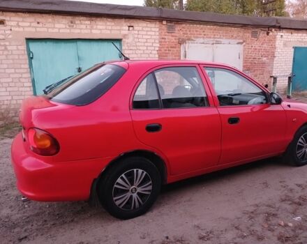 Красный Хендай Акцент, объемом двигателя 1.5 л и пробегом 348 тыс. км за 1500 $, фото 4 на Automoto.ua