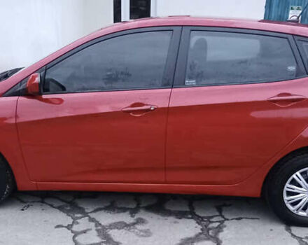 Червоний Хендай Акцент, об'ємом двигуна 1.6 л та пробігом 180 тис. км за 6500 $, фото 8 на Automoto.ua