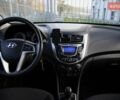 Красный Хендай Акцент, объемом двигателя 1.4 л и пробегом 160 тыс. км за 7600 $, фото 10 на Automoto.ua