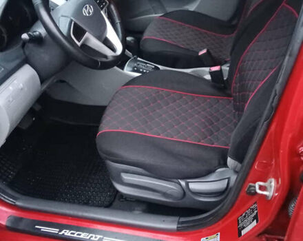 Червоний Хендай Акцент, об'ємом двигуна 1.6 л та пробігом 180 тис. км за 6500 $, фото 18 на Automoto.ua