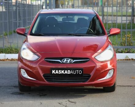 Красный Хендай Акцент, объемом двигателя 1.4 л и пробегом 160 тыс. км за 7600 $, фото 1 на Automoto.ua