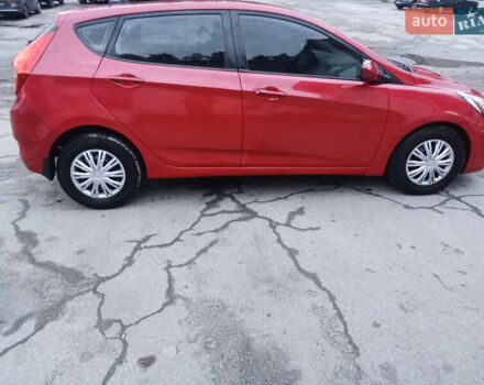 Червоний Хендай Акцент, об'ємом двигуна 1.6 л та пробігом 180 тис. км за 6500 $, фото 9 на Automoto.ua