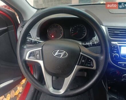 Красный Хендай Акцент, объемом двигателя 1.4 л и пробегом 27 тыс. км за 8500 $, фото 10 на Automoto.ua