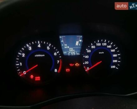 Красный Хендай Акцент, объемом двигателя 1.4 л и пробегом 27 тыс. км за 8500 $, фото 4 на Automoto.ua