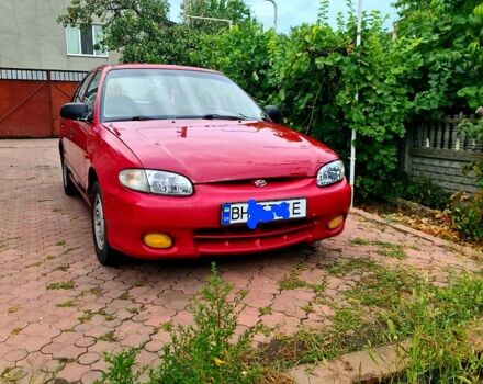 Красный Хендай Акцент, объемом двигателя 1.6 л и пробегом 0 тыс. км за 2200 $, фото 1 на Automoto.ua