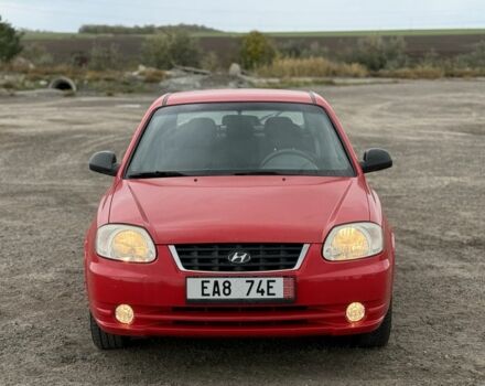 Червоний Хендай Акцент, об'ємом двигуна 1.6 л та пробігом 161 тис. км за 1700 $, фото 1 на Automoto.ua