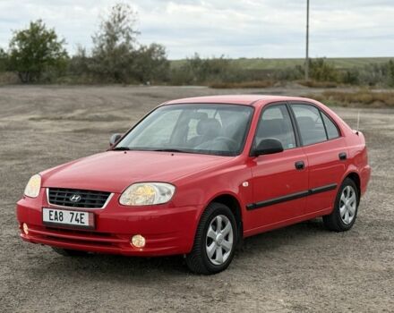 Червоний Хендай Акцент, об'ємом двигуна 1.6 л та пробігом 161 тис. км за 1700 $, фото 2 на Automoto.ua