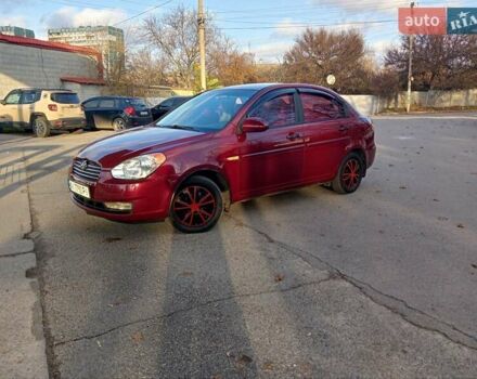 Красный Хендай Акцент, объемом двигателя 1.6 л и пробегом 255 тыс. км за 5600 $, фото 6 на Automoto.ua