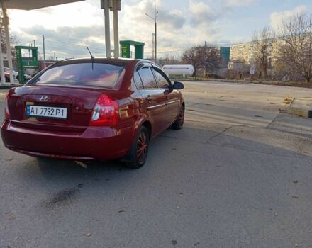 Красный Хендай Акцент, объемом двигателя 1.6 л и пробегом 255 тыс. км за 5600 $, фото 4 на Automoto.ua