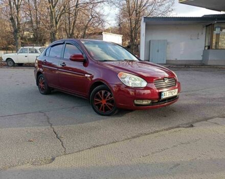 Красный Хендай Акцент, объемом двигателя 1.6 л и пробегом 255 тыс. км за 5600 $, фото 1 на Automoto.ua