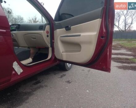 Красный Хендай Акцент, объемом двигателя 1.4 л и пробегом 200 тыс. км за 4100 $, фото 12 на Automoto.ua