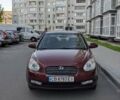 Красный Хендай Акцент, объемом двигателя 1.4 л и пробегом 192 тыс. км за 4300 $, фото 6 на Automoto.ua