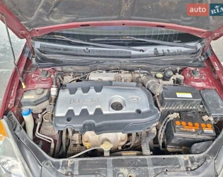 Красный Хендай Акцент, объемом двигателя 1.4 л и пробегом 258 тыс. км за 5200 $, фото 14 на Automoto.ua