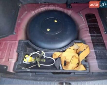 Хендай Акцент 2007 у Рівному на Automoto.ua Червоний Хендай Акцент, об'ємом двигуна 1.4 л та пробігом 335 тис. км за 5300 $, фото 6 на Automoto.ua