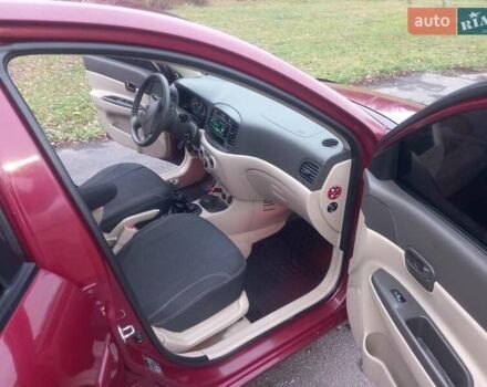 Красный Хендай Акцент, объемом двигателя 1.4 л и пробегом 200 тыс. км за 4100 $, фото 14 на Automoto.ua