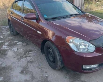 Красный Хендай Акцент, объемом двигателя 1.4 л и пробегом 148 тыс. км за 5000 $, фото 4 на Automoto.ua