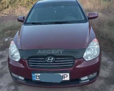 Красный Хендай Акцент, объемом двигателя 1.4 л и пробегом 148 тыс. км за 5000 $, фото 1 на Automoto.ua