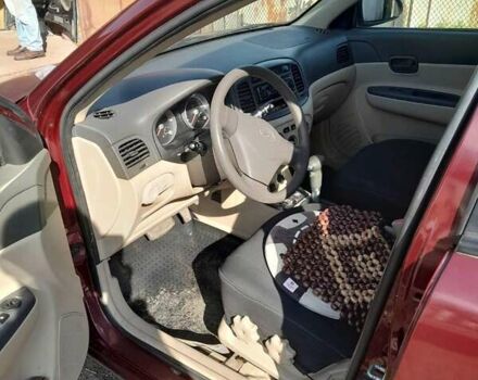 Червоний Хендай Акцент, об'ємом двигуна 1.4 л та пробігом 80 тис. км за 5500 $, фото 4 на Automoto.ua