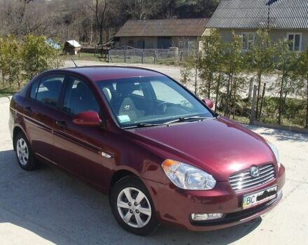 Червоний Хендай Акцент, об'ємом двигуна 1.4 л та пробігом 245 тис. км за 5200 $, фото 1 на Automoto.ua