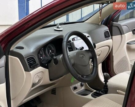 Красный Хендай Акцент, объемом двигателя 1.49 л и пробегом 165 тыс. км за 5550 $, фото 50 на Automoto.ua