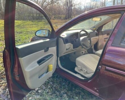 Червоний Хендай Акцент, об'ємом двигуна 1.5 л та пробігом 288 тис. км за 5650 $, фото 2 на Automoto.ua