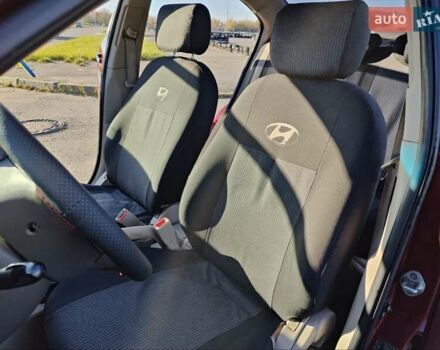 Червоний Хендай Акцент, об'ємом двигуна 1.4 л та пробігом 168 тис. км за 3900 $, фото 12 на Automoto.ua