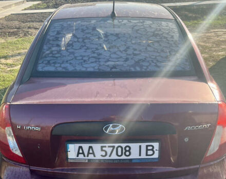 Красный Хендай Акцент, объемом двигателя 1.4 л и пробегом 261 тыс. км за 3900 $, фото 3 на Automoto.ua