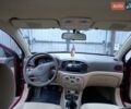 Красный Хендай Акцент, объемом двигателя 1.4 л и пробегом 156 тыс. км за 4700 $, фото 10 на Automoto.ua