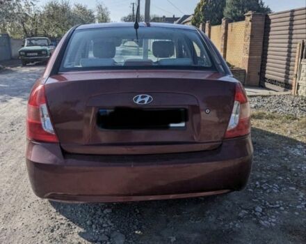 Красный Хендай Акцент, объемом двигателя 1.4 л и пробегом 250 тыс. км за 4200 $, фото 2 на Automoto.ua