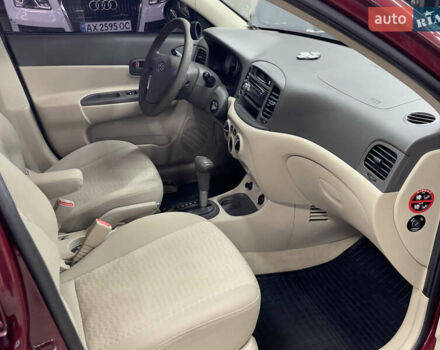 Червоний Хендай Акцент, об'ємом двигуна 1.4 л та пробігом 122 тис. км за 5800 $, фото 6 на Automoto.ua