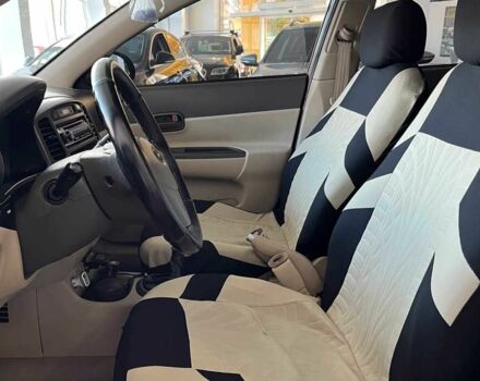 Красный Хендай Акцент, объемом двигателя 1.4 л и пробегом 233 тыс. км за 5000 $, фото 8 на Automoto.ua