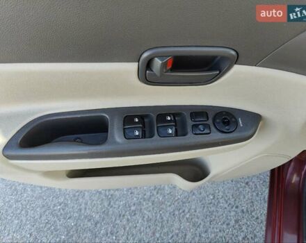 Червоний Хендай Акцент, об'ємом двигуна 1.4 л та пробігом 168 тис. км за 3900 $, фото 18 на Automoto.ua