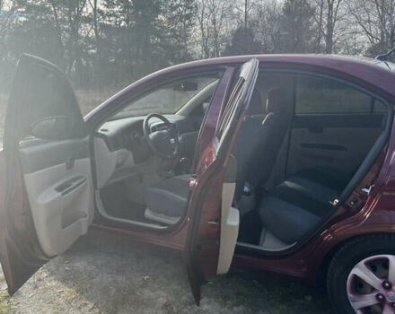 Червоний Хендай Акцент, об'ємом двигуна 1.6 л та пробігом 266 тис. км за 5500 $, фото 7 на Automoto.ua