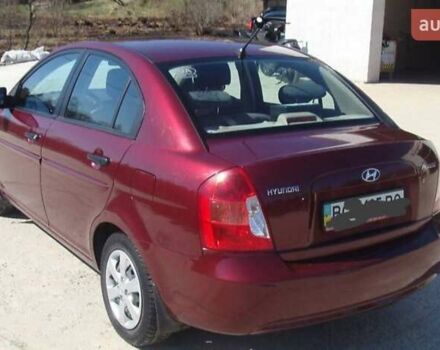 Красный Хендай Акцент, объемом двигателя 1.4 л и пробегом 244 тыс. км за 5200 $, фото 2 на Automoto.ua