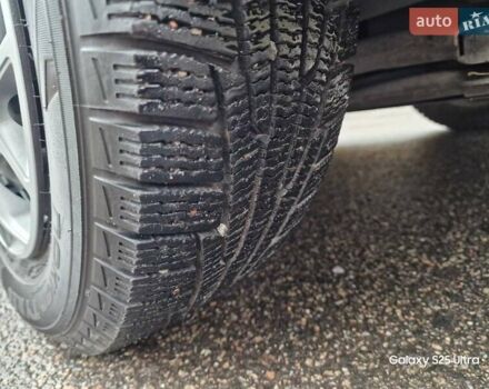 Красный Хендай Акцент, объемом двигателя 1.4 л и пробегом 237 тыс. км за 3900 $, фото 16 на Automoto.ua