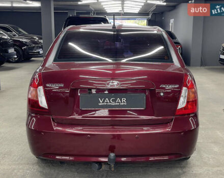 Червоний Хендай Акцент, об'ємом двигуна 1.4 л та пробігом 122 тис. км за 5800 $, фото 4 на Automoto.ua