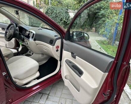 Червоний Хендай Акцент, об'ємом двигуна 1.49 л та пробігом 165 тис. км за 5450 $, фото 49 на Automoto.ua