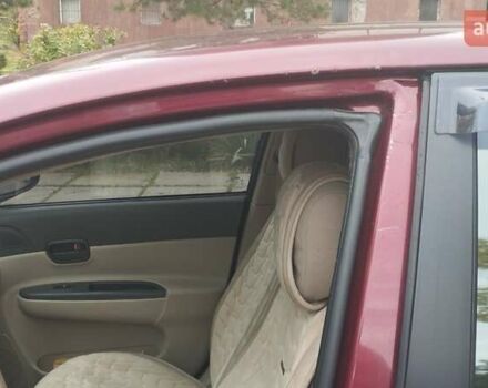 Красный Хендай Акцент, объемом двигателя 1.6 л и пробегом 212 тыс. км за 5700 $, фото 7 на Automoto.ua