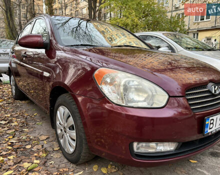 Красный Хендай Акцент, объемом двигателя 1.4 л и пробегом 200 тыс. км за 4750 $, фото 2 на Automoto.ua