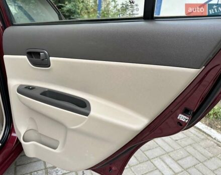 Красный Хендай Акцент, объемом двигателя 1.49 л и пробегом 165 тыс. км за 5550 $, фото 30 на Automoto.ua