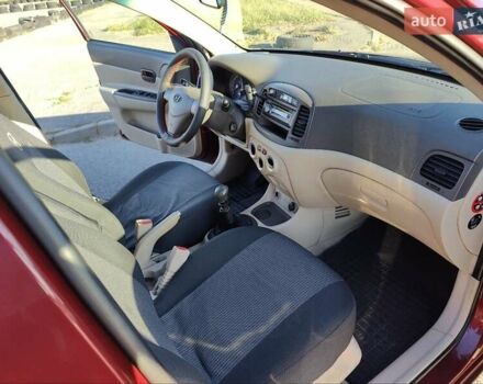 Червоний Хендай Акцент, об'ємом двигуна 1.4 л та пробігом 168 тис. км за 3900 $, фото 13 на Automoto.ua