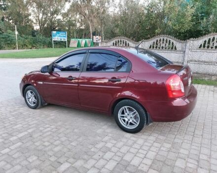 Красный Хендай Акцент, объемом двигателя 1.5 л и пробегом 250 тыс. км за 4450 $, фото 3 на Automoto.ua
