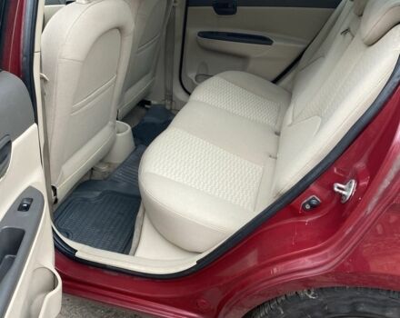 Червоний Хендай Акцент, об'ємом двигуна 1.4 л та пробігом 228 тис. км за 4950 $, фото 8 на Automoto.ua