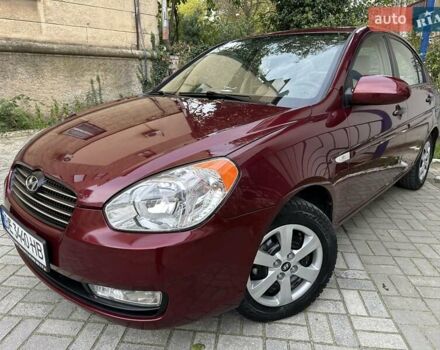 Красный Хендай Акцент, объемом двигателя 1.49 л и пробегом 166 тыс. км за 5450 $, фото 5 на Automoto.ua
